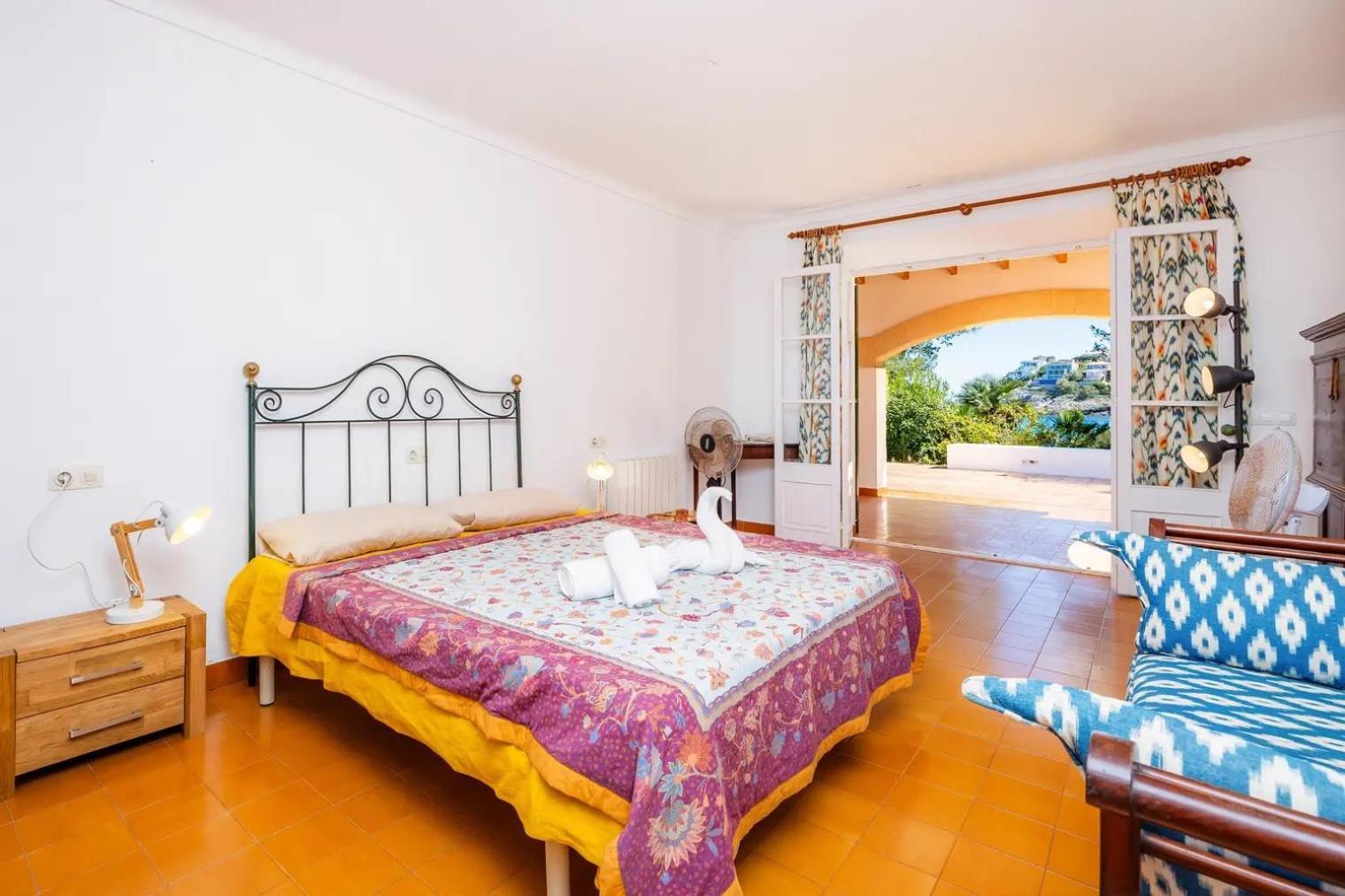Casa Aladern On The Beach Mhm Font de sa Cala Bagian luar foto